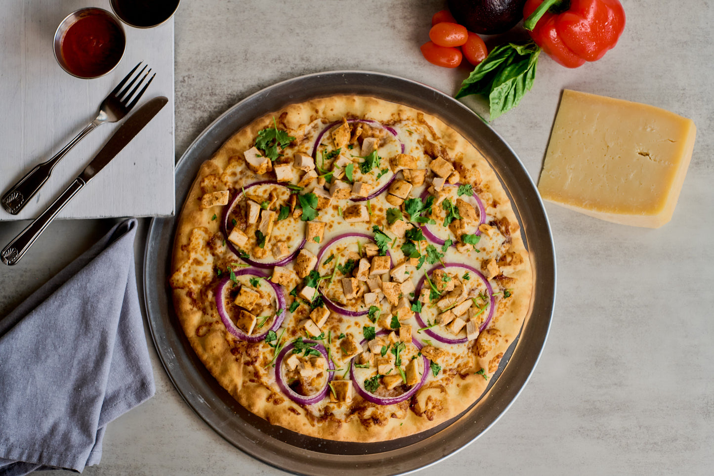CG LG BBQ Chicken Pizza