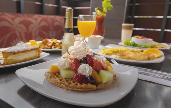 Breakfast menu at California Grill & Bar
