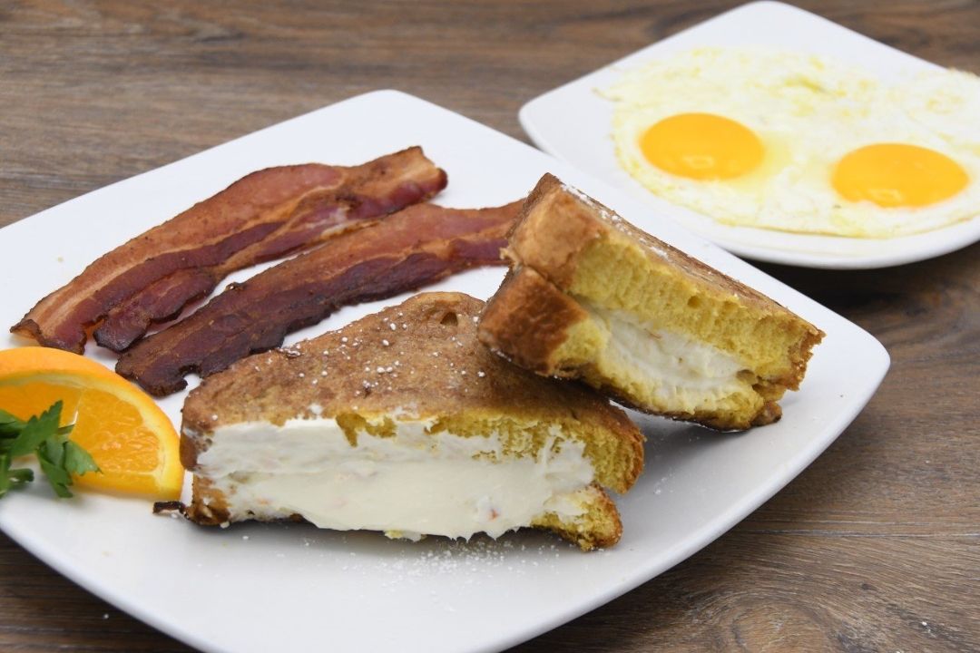 California Toast breakfast at California Grill & Bar in Whittier