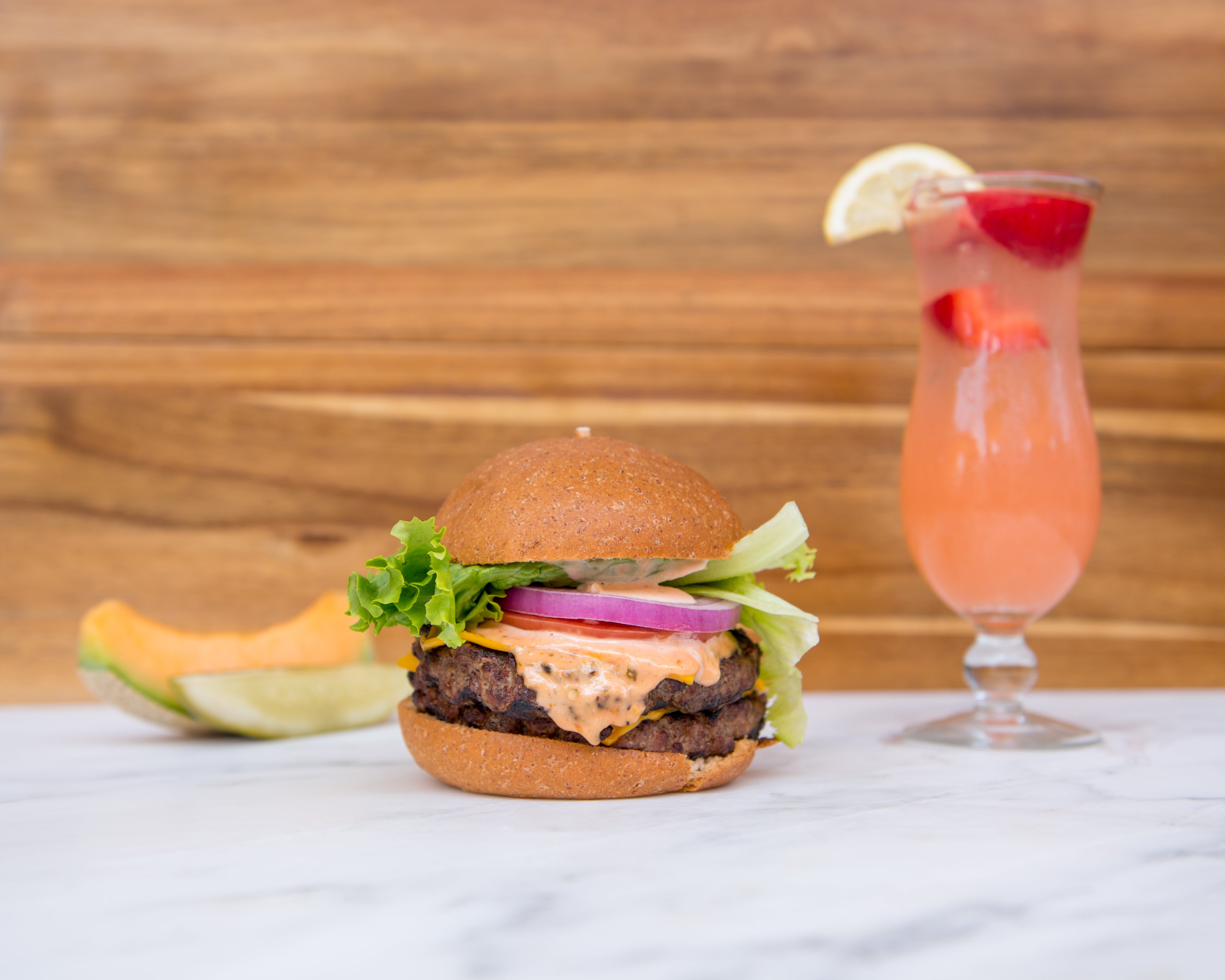 Calli Burger Cali Burger – California Grill & Bar